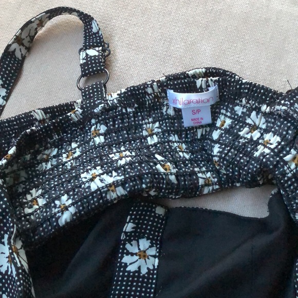 Cropped Tank - Picture 2 of 3